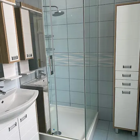 アパート Toeroek Rezidencia