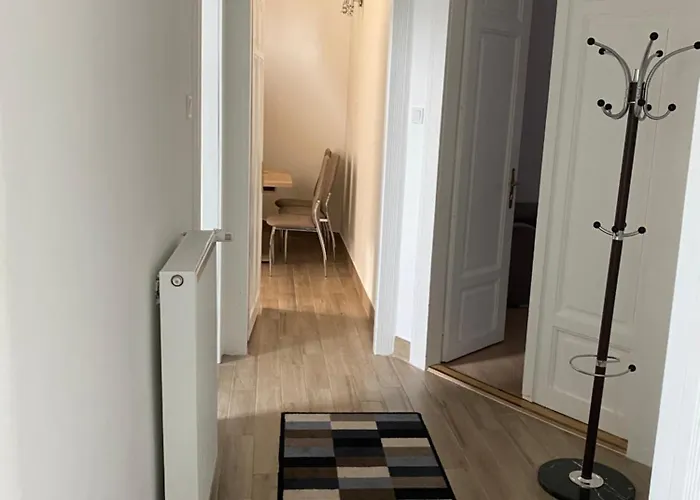 Toeroek Rezidencia Apartment *